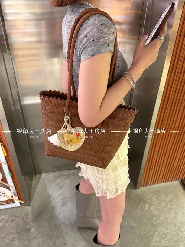 「银角大王」QQ女孩仿藤编包!度假草编包手工编织ins编织单肩包