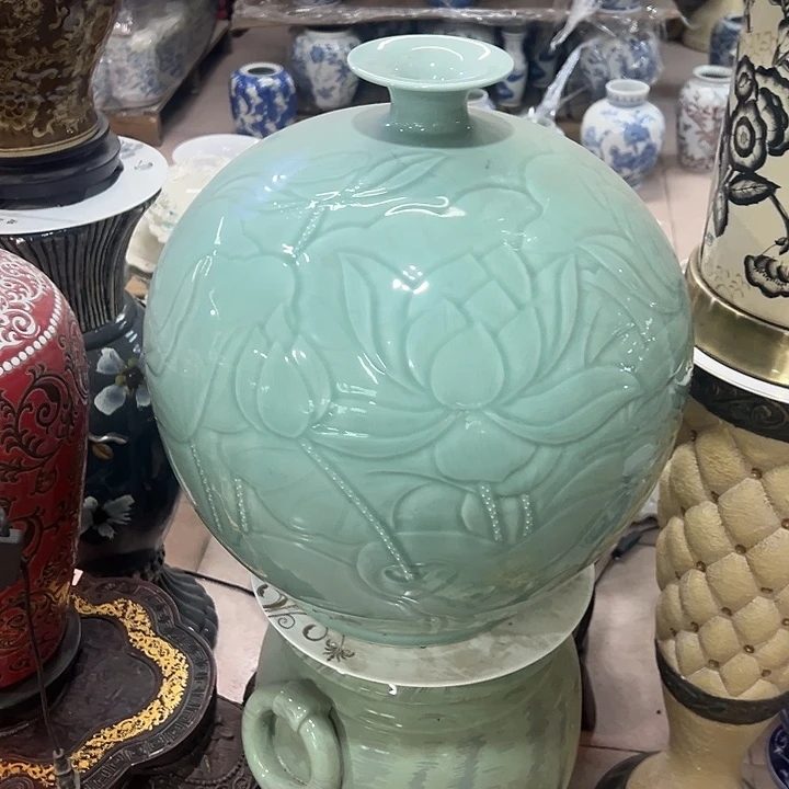 瓷片瑕。。。。。。。。。。。。。。。