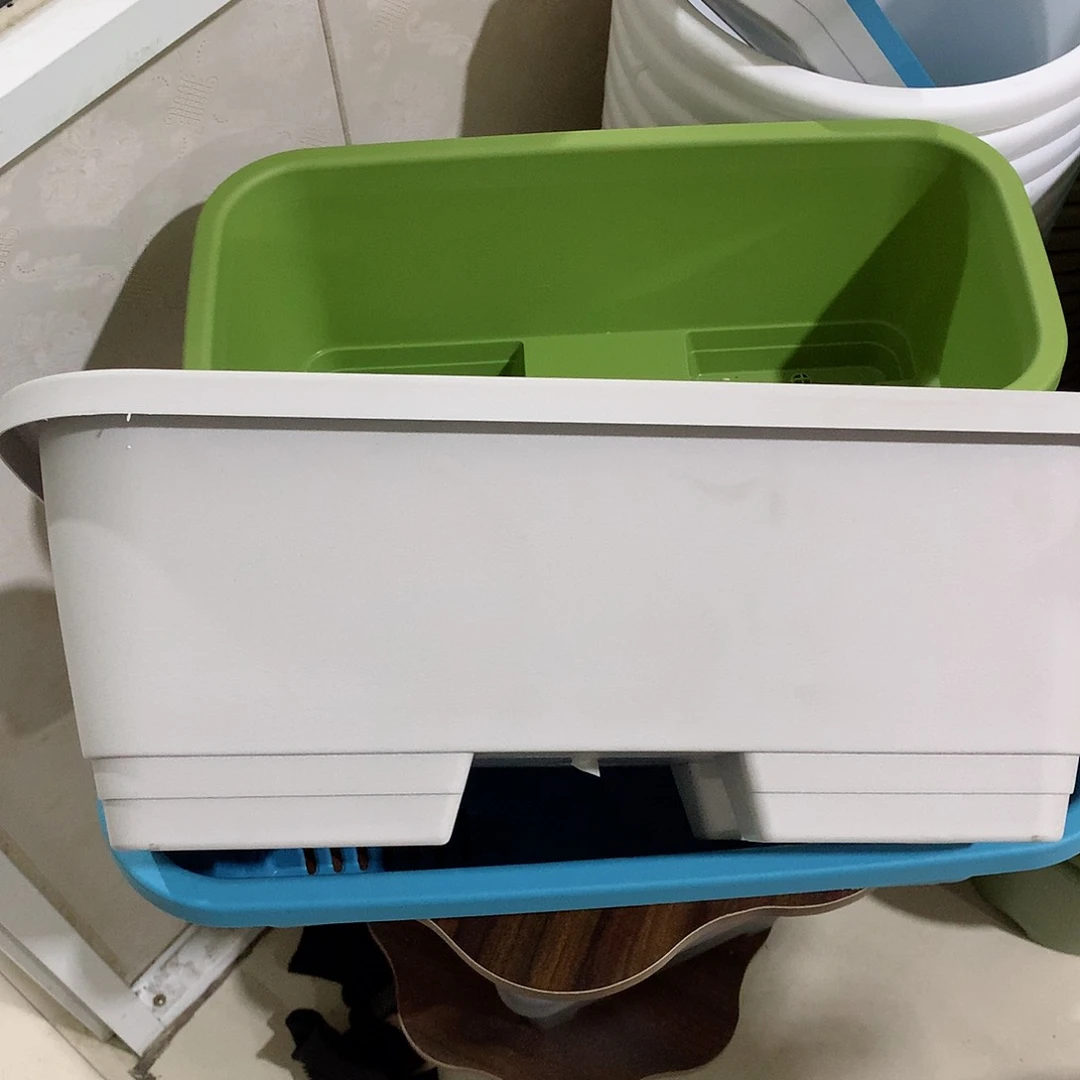 树脂菜盆灰白3个带托窄