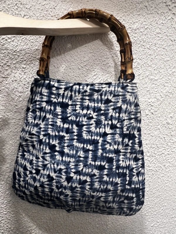 白族非遗扎染包包（洱海波浪）