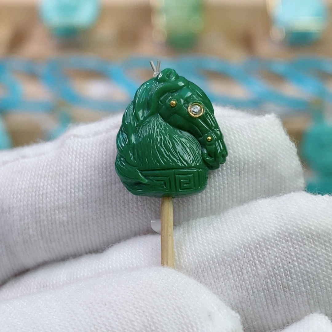 绿松石未镶嵌珠宝奇石