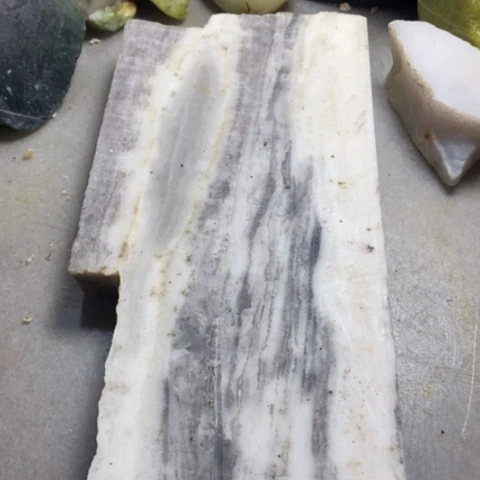 未镶嵌和田玉（糖玉）挂件