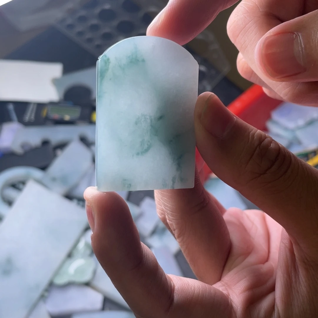 未镶嵌定制翡翠