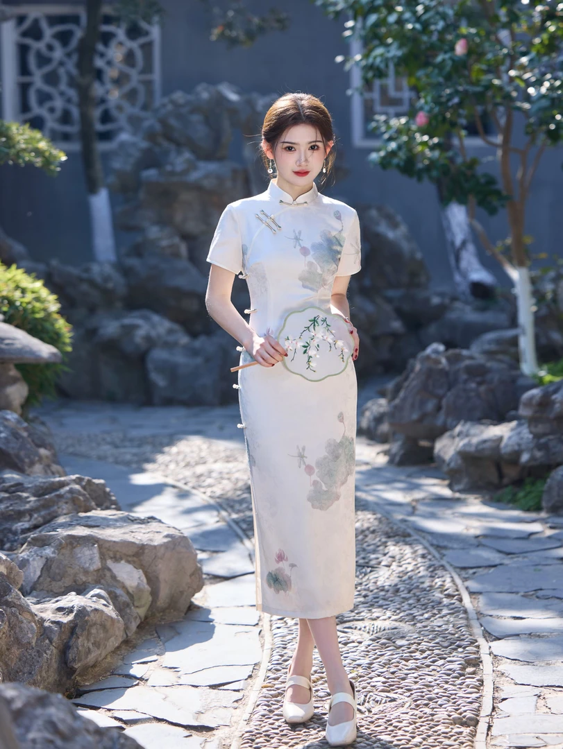 2025春夏新款无袖双层仿醋酸提花长款旗袍淡紫色花朵气质修身旗袍