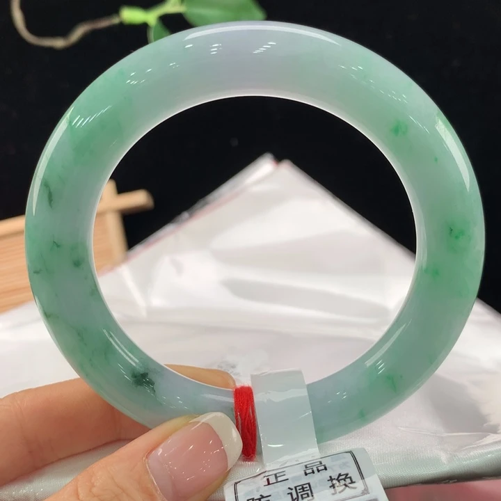 翡翠手镯未镶嵌111-1078