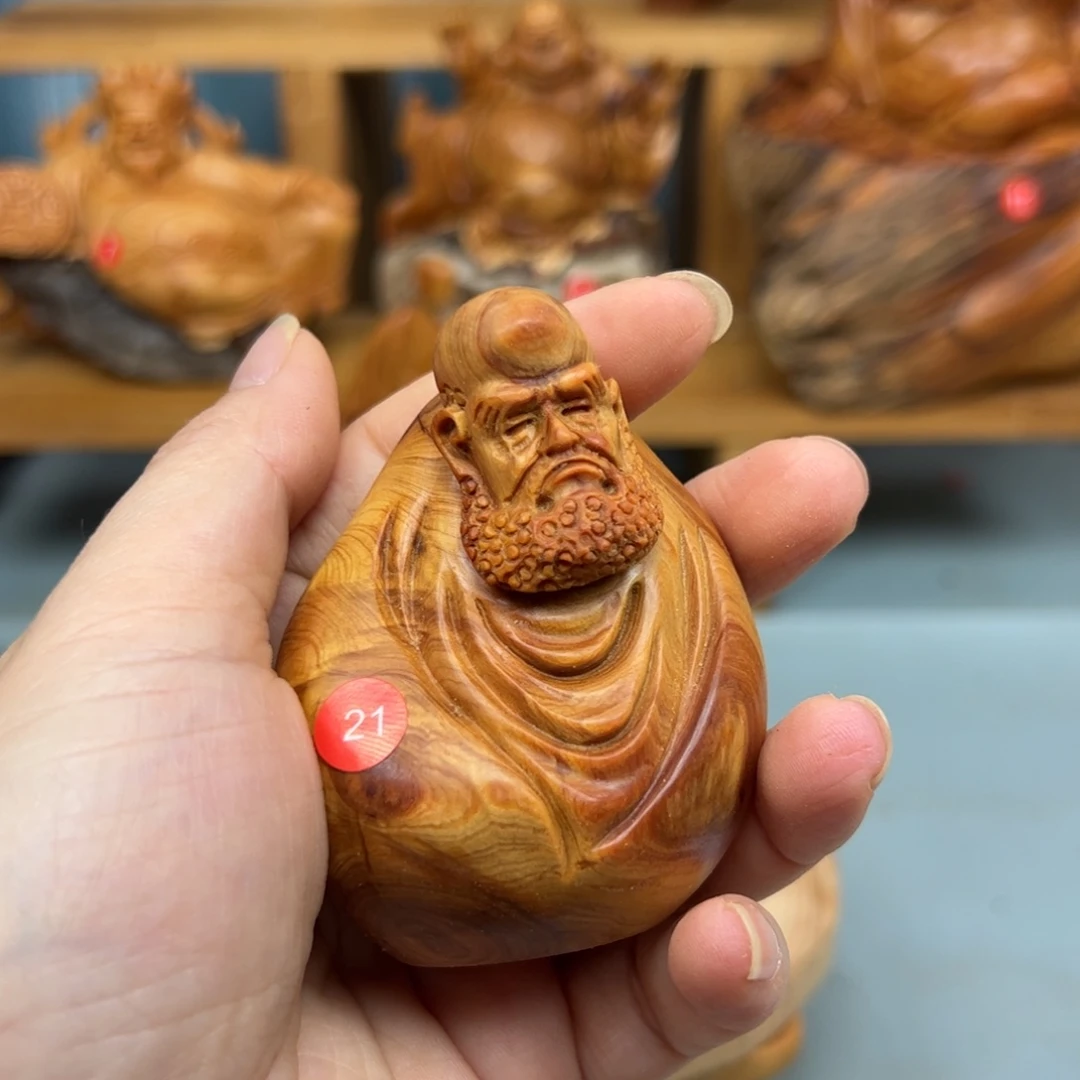 东***湾木崖柏木摆件手把件