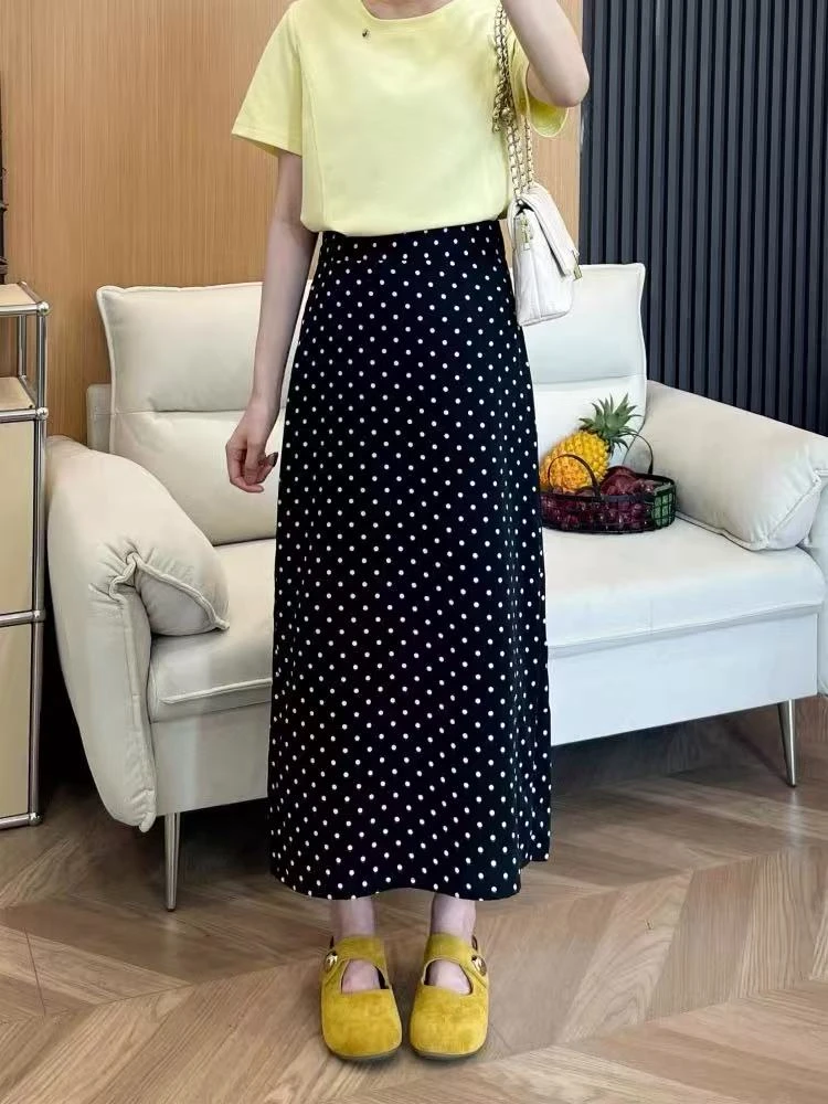 黑色波点休闲半身裙女夏季微胖mm大码显瘦梨形身材中长款a字裙子