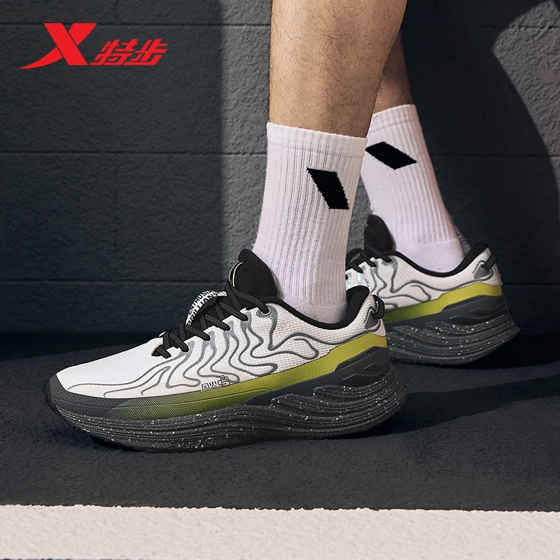 特步风火28代丨秋冬新款男鞋减震回弹运动鞋子软底跑步鞋女跑鞋
