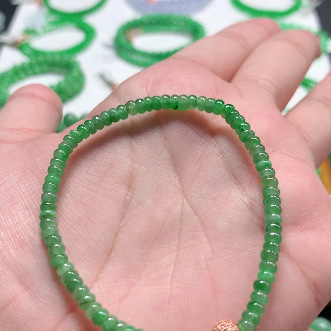 翡翠未镶嵌手链翡翠