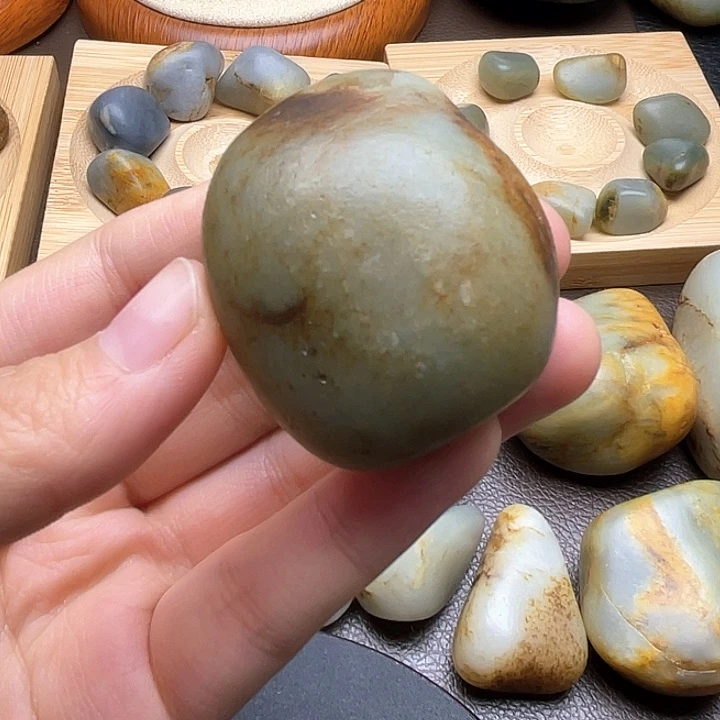颈饰未镶嵌和田玉10
