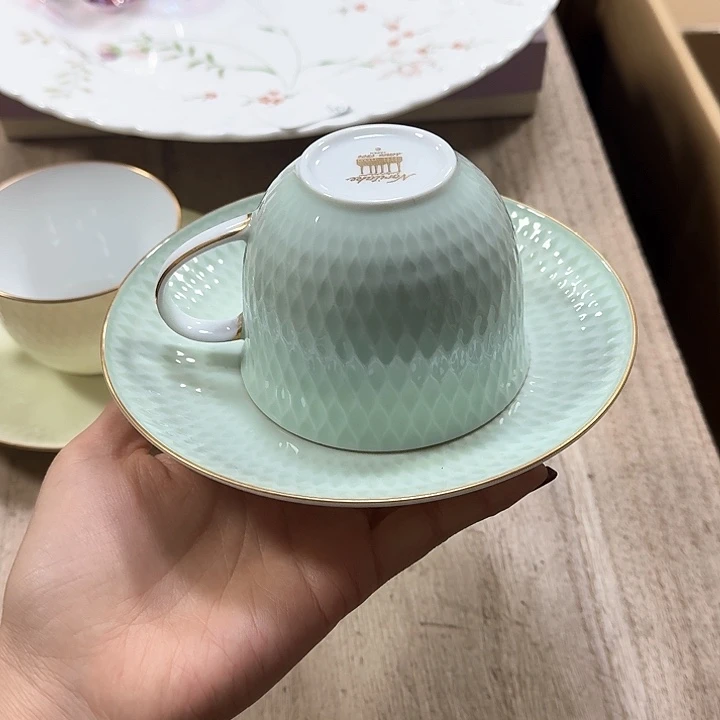 瓷片噗哈哈哈哈哈哈哈哈哈我