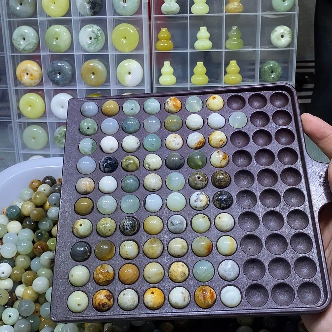 合金蛇纹石玉颈饰363