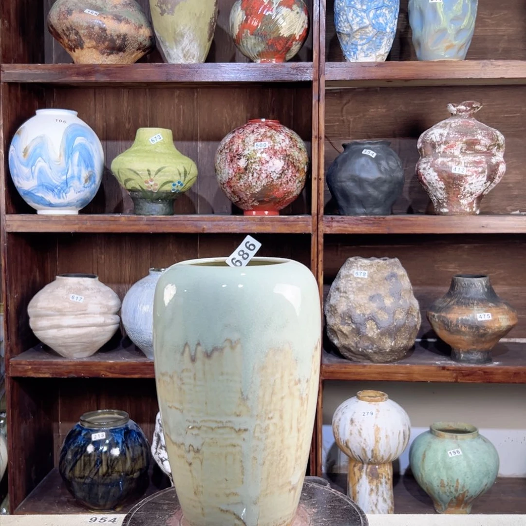 摆件686华庭街上的那个区域经理