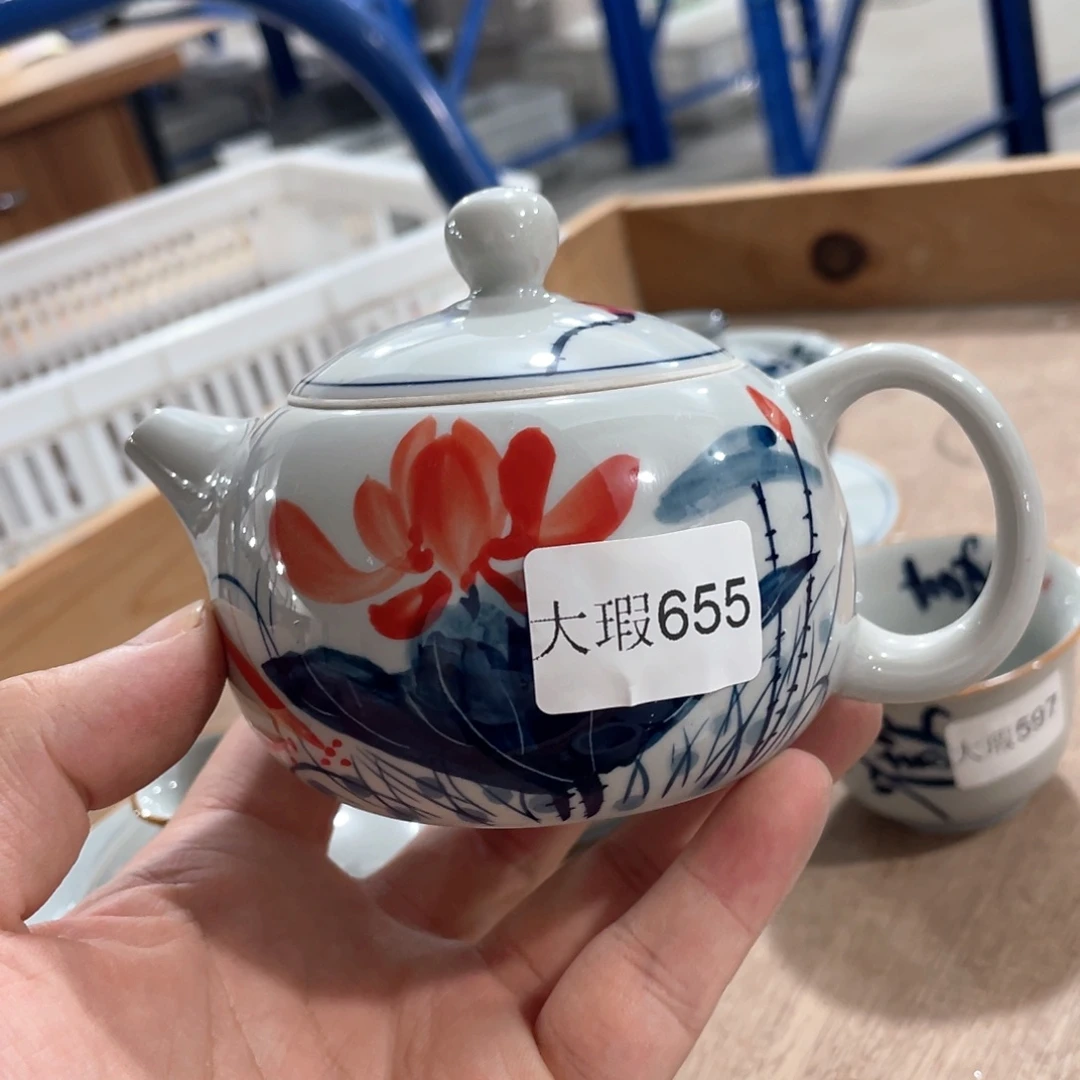 釉下手绘茶具微瑕