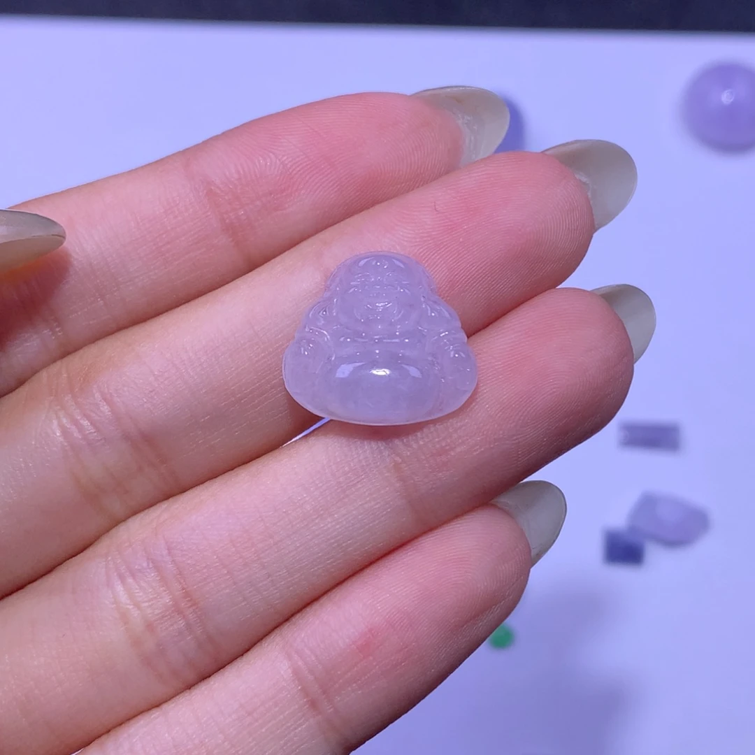 翡翠未镶嵌颈饰佛公