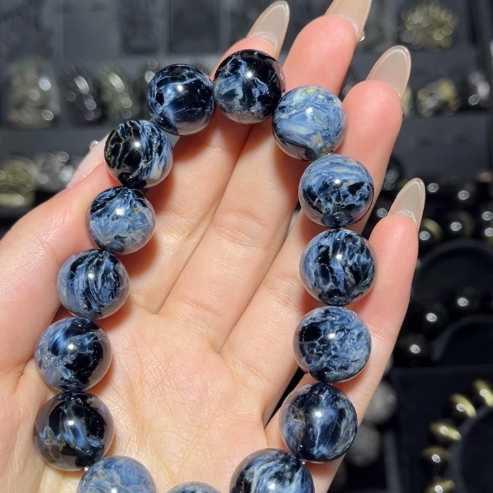 R***t黑曜岩未镶嵌珠宝奇石