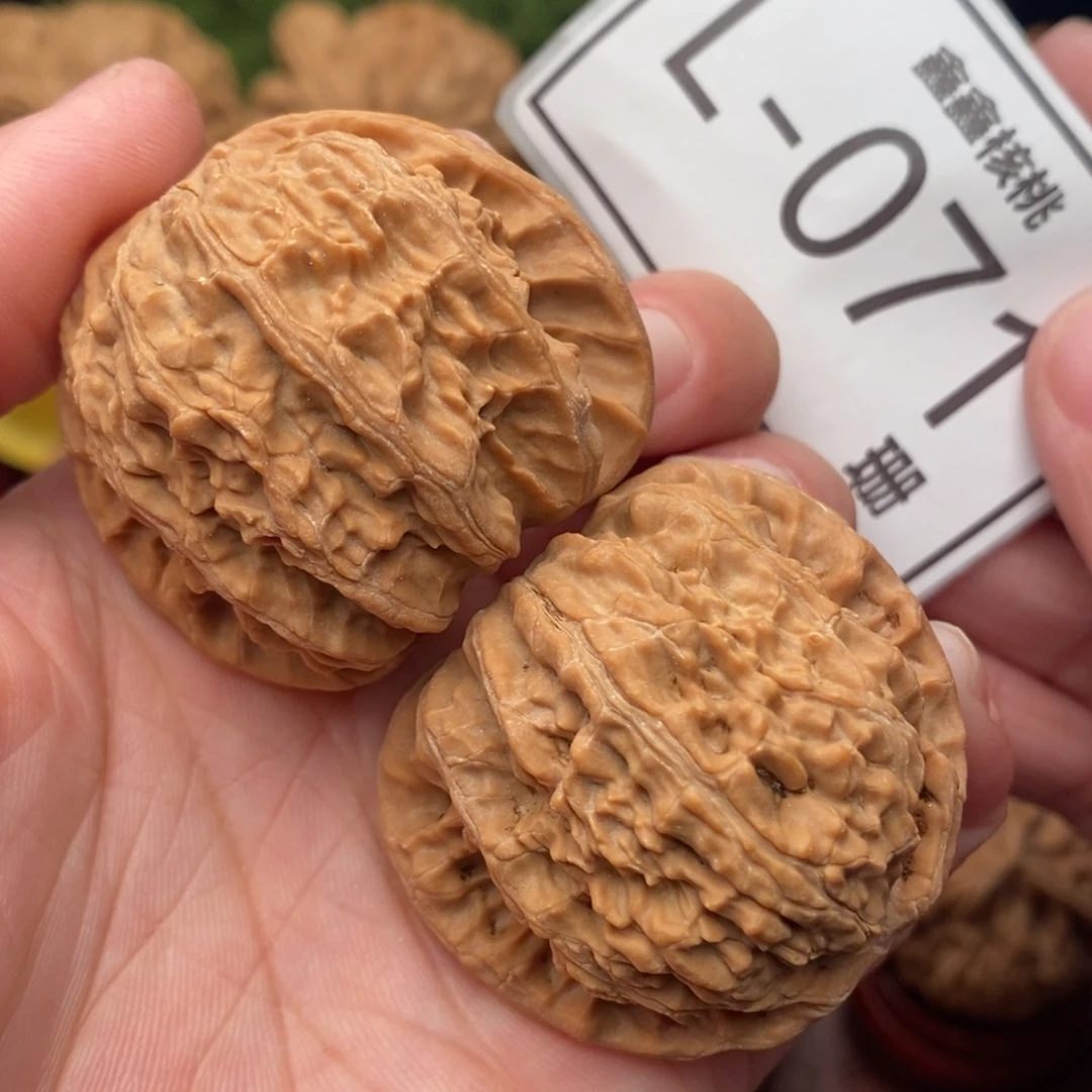 把件文玩核桃狮子头41….