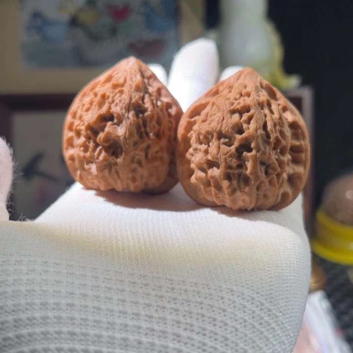 吊坠文玩核桃金牛