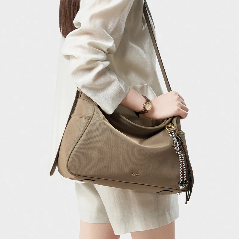 莱夫新款时尚单肩包女士Hobo通勤包轻便大容量可调节肩带斜挎布包