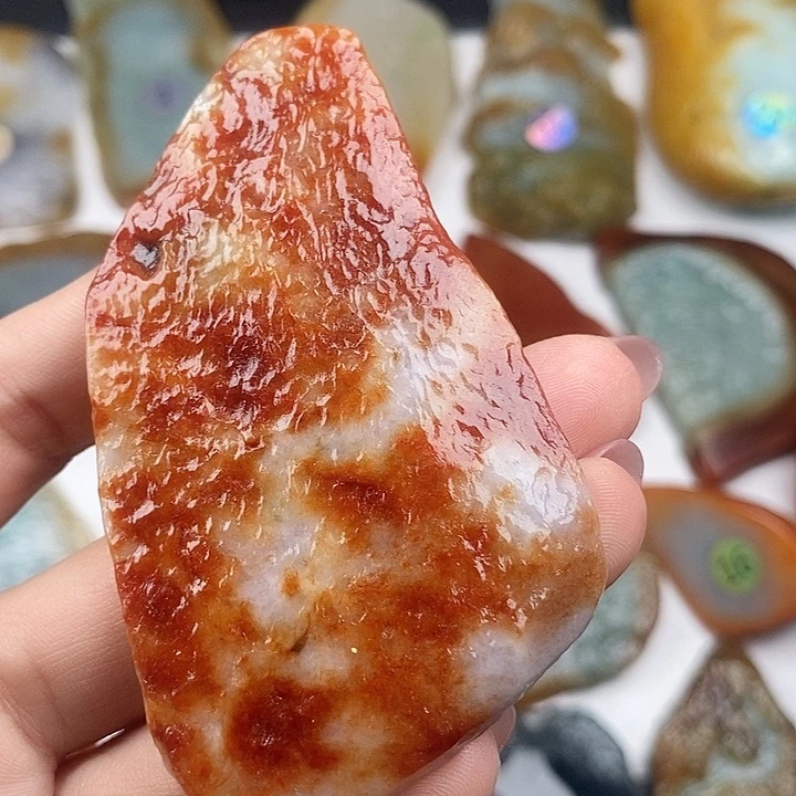 颈饰未镶嵌翡翠天然