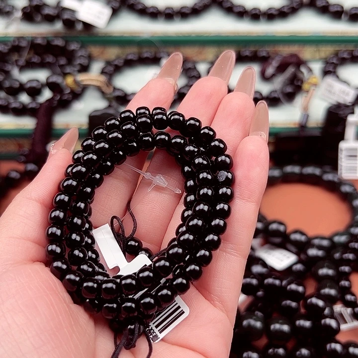 用***2和田玉未镶嵌手串