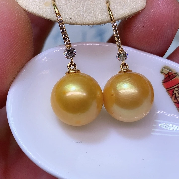 银S925镶嵌耳饰淡水珍珠