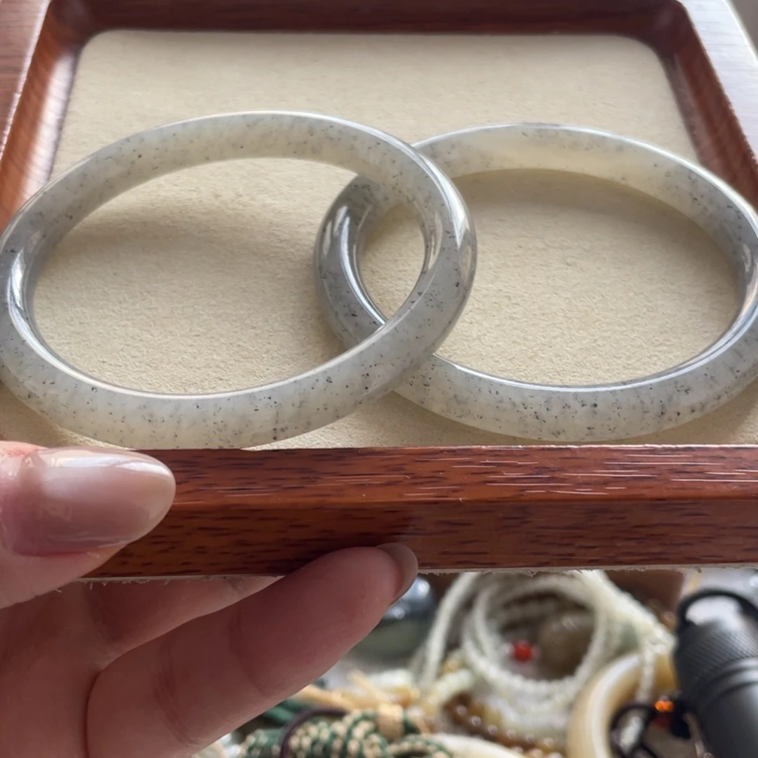 和田玉未镶嵌手镯56.5圈青花 单价