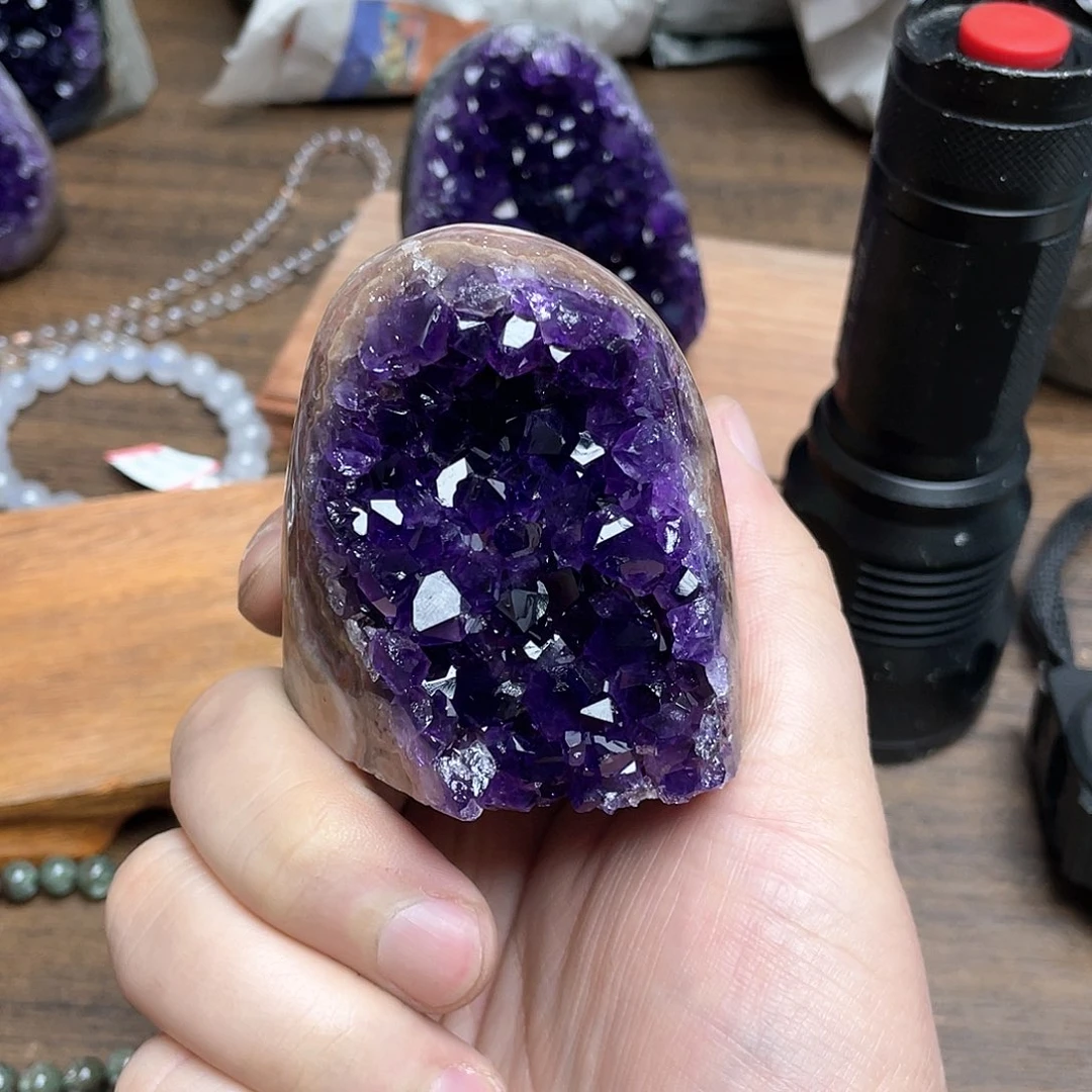 紫晶大型摆件（非配饰）未镶嵌