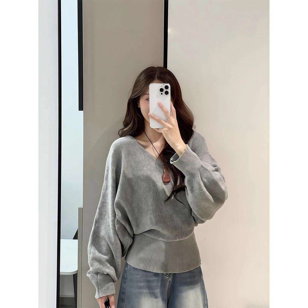 辣妹慵懒风蝙蝠袖绑带V领针织衫女秋季新款收腰显瘦纯色百搭上衣