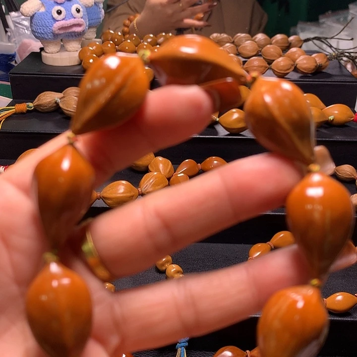 手串/手链橄榄核三花手串