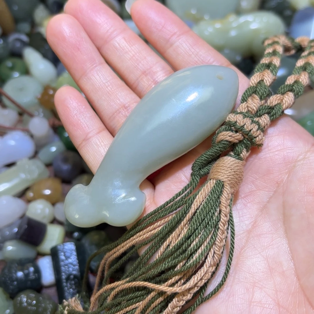 和田玉未镶嵌珠宝半成品