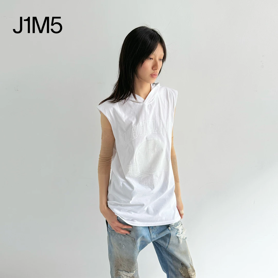 J1M5买手店 MM6运动 25春夏 长款连帽背心纯色宽松通勤无袖简约