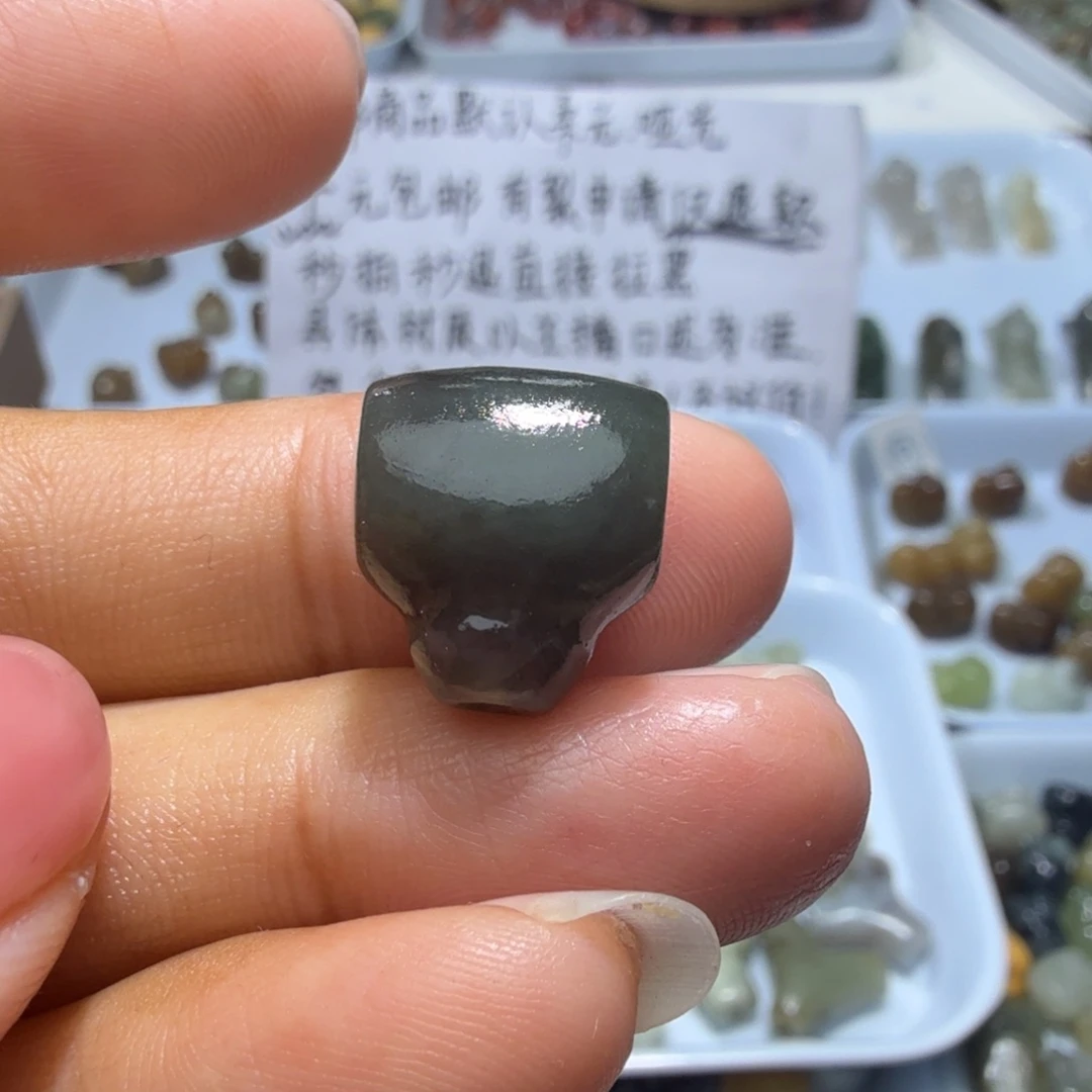 和田玉未镶嵌珠宝奇石