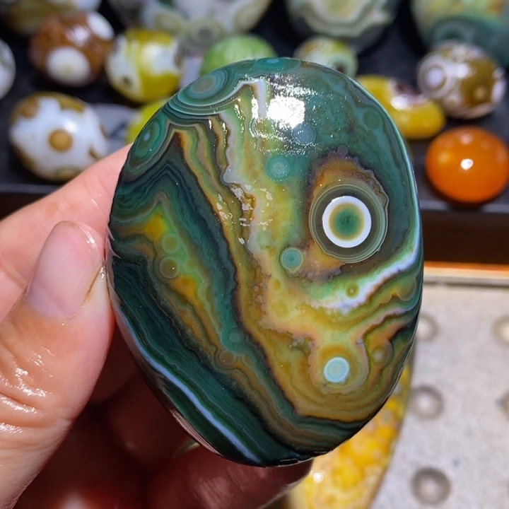 未镶嵌玛瑙/玉髓珠宝半成品91