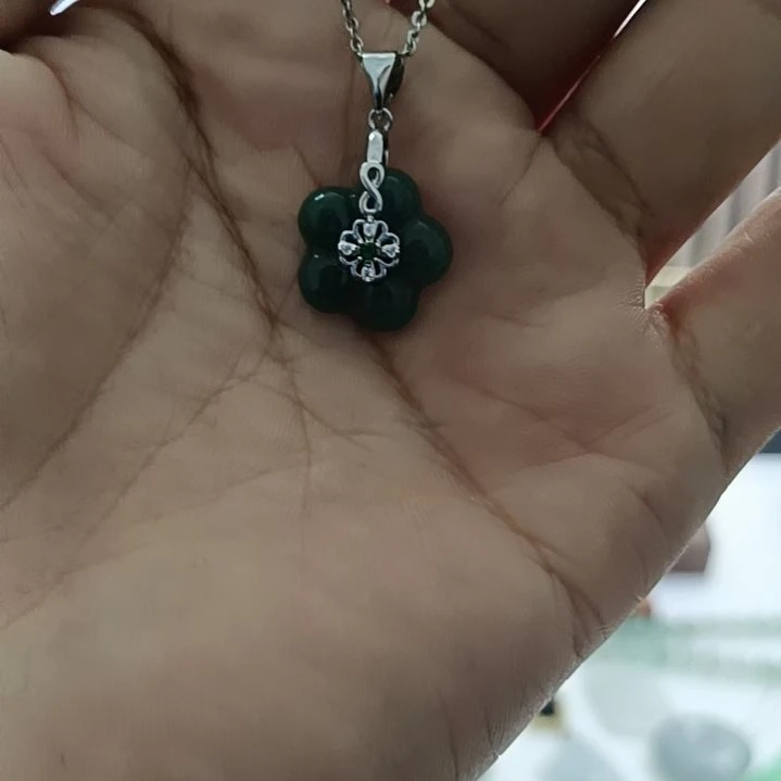 翡翠未镶嵌颈饰翡翠翡翠