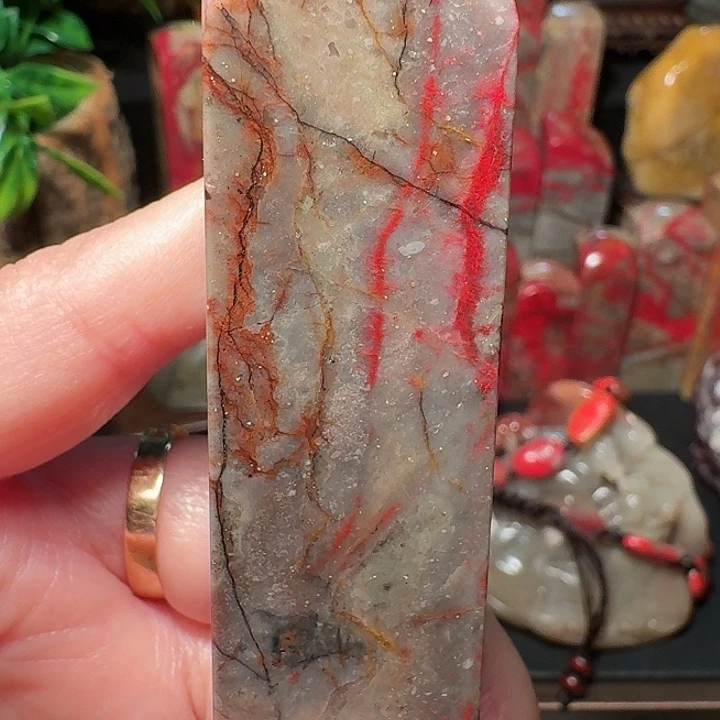 昌化鸡血石囧*昌化鸡血石