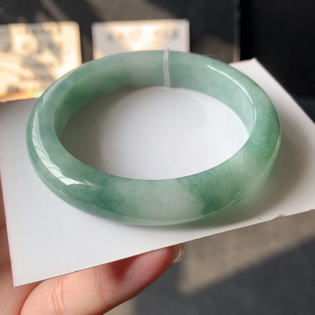 翡翠未镶嵌手镯35号55.7-11.6-8.1