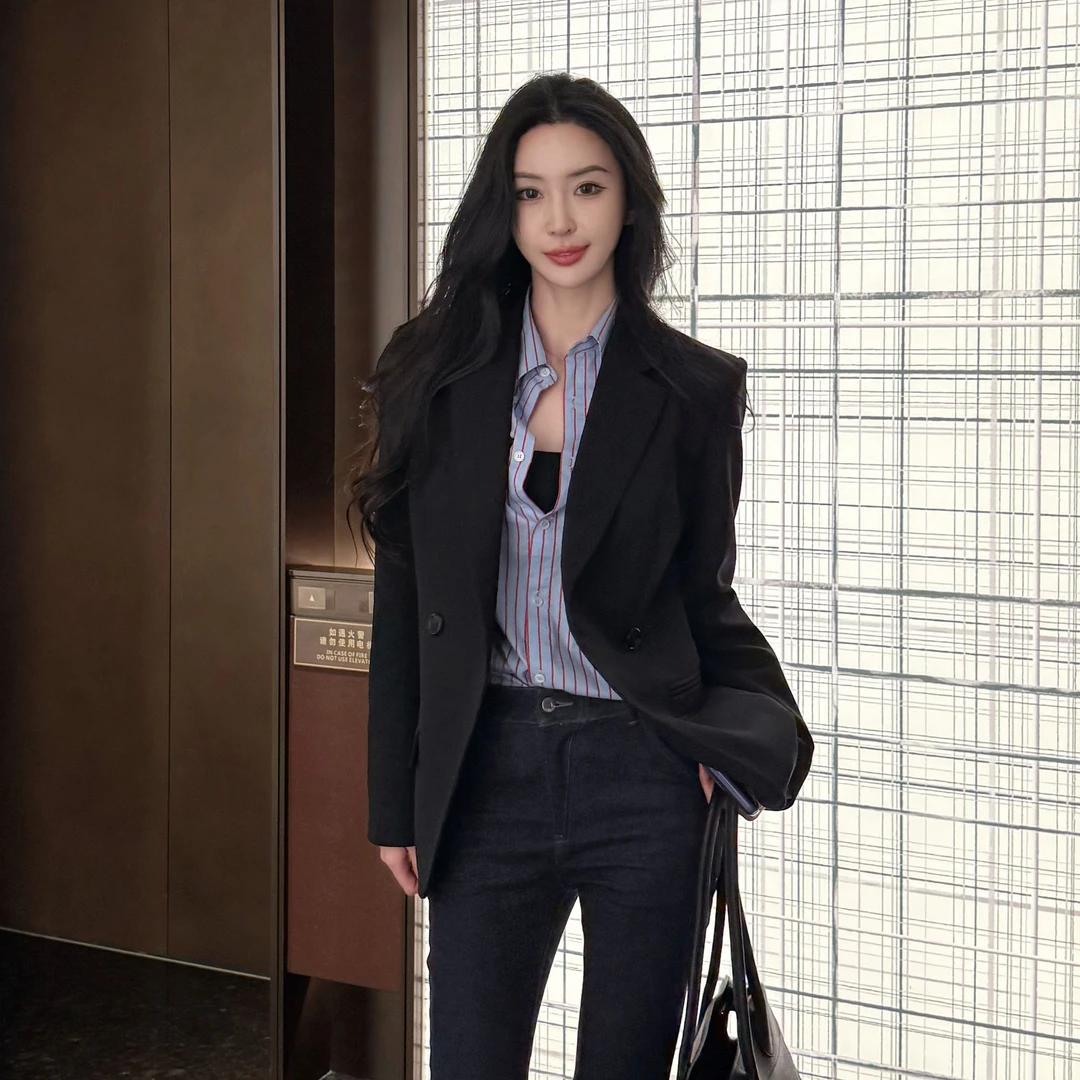 菠萝宝宝yuna【墨影】黑色经典掐腰显瘦西装外套YH23