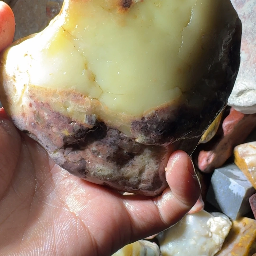 红***惚寿山石899899888899