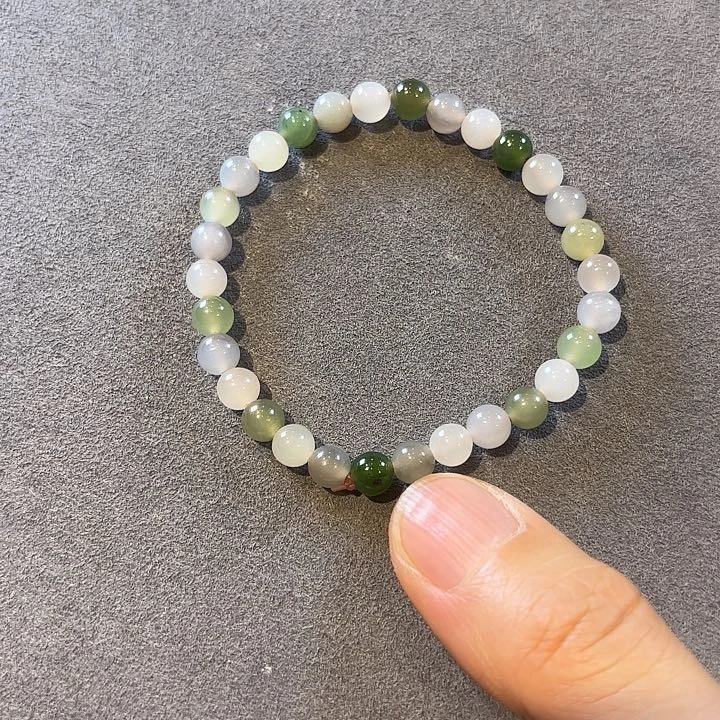 手链未镶嵌和田玉