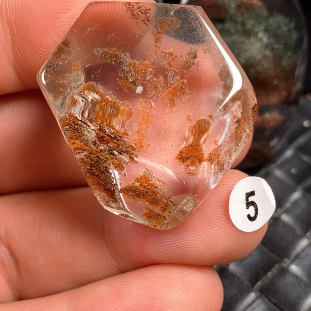 未镶嵌颈饰水晶水晶