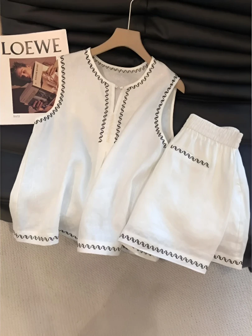 【韩系设计感】刺绣夏高级简约气质百搭休闲背心短裤连衣裙种草