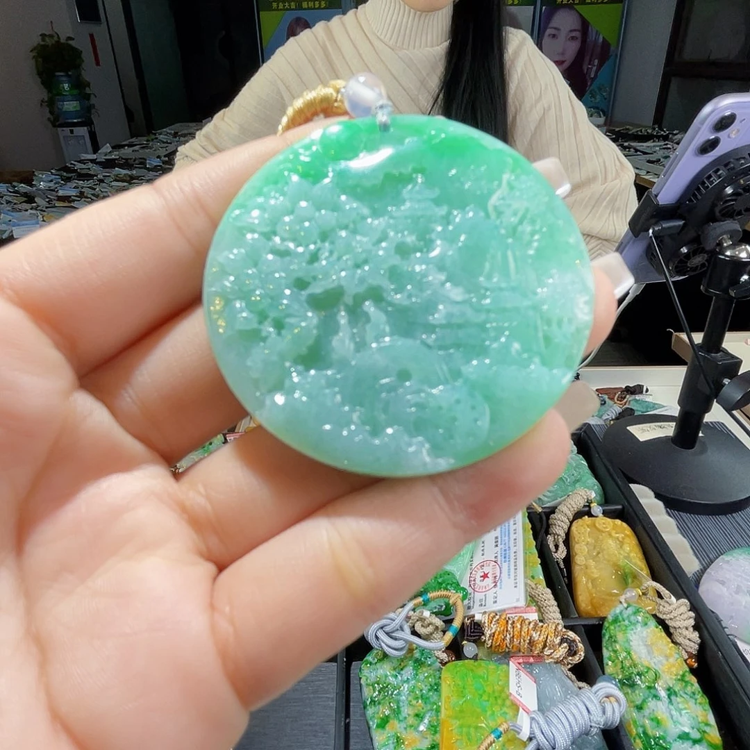 颈饰未镶嵌翡翠一