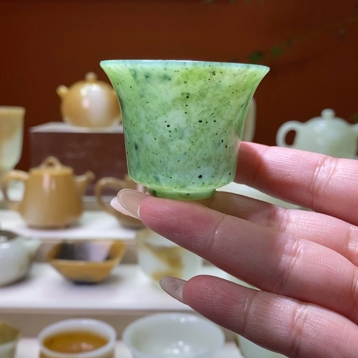 未镶嵌和田玉摆件碧玉仰钟杯福利