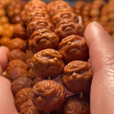 手串猴头核桃蜜****鹏舞台