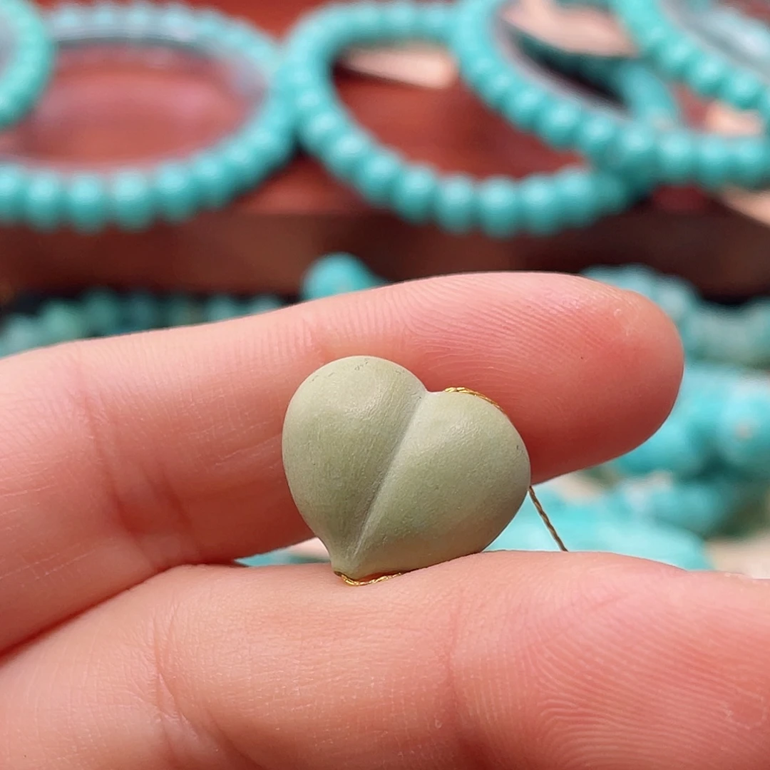 绿松石未镶嵌珠宝半成品