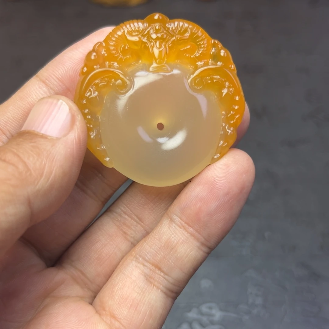 老***5玛瑙/玉髓未镶嵌时尚潮流手把吊坠