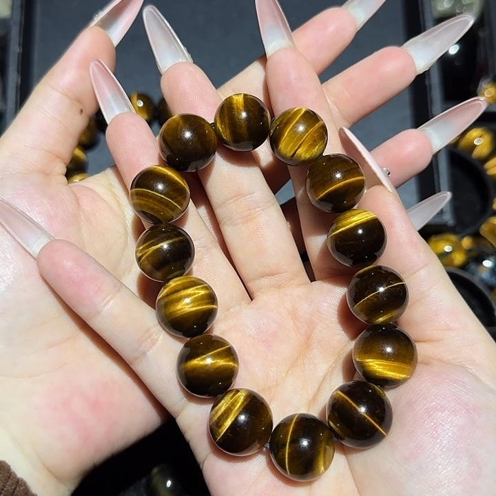 奕***@木变石未镶嵌手饰