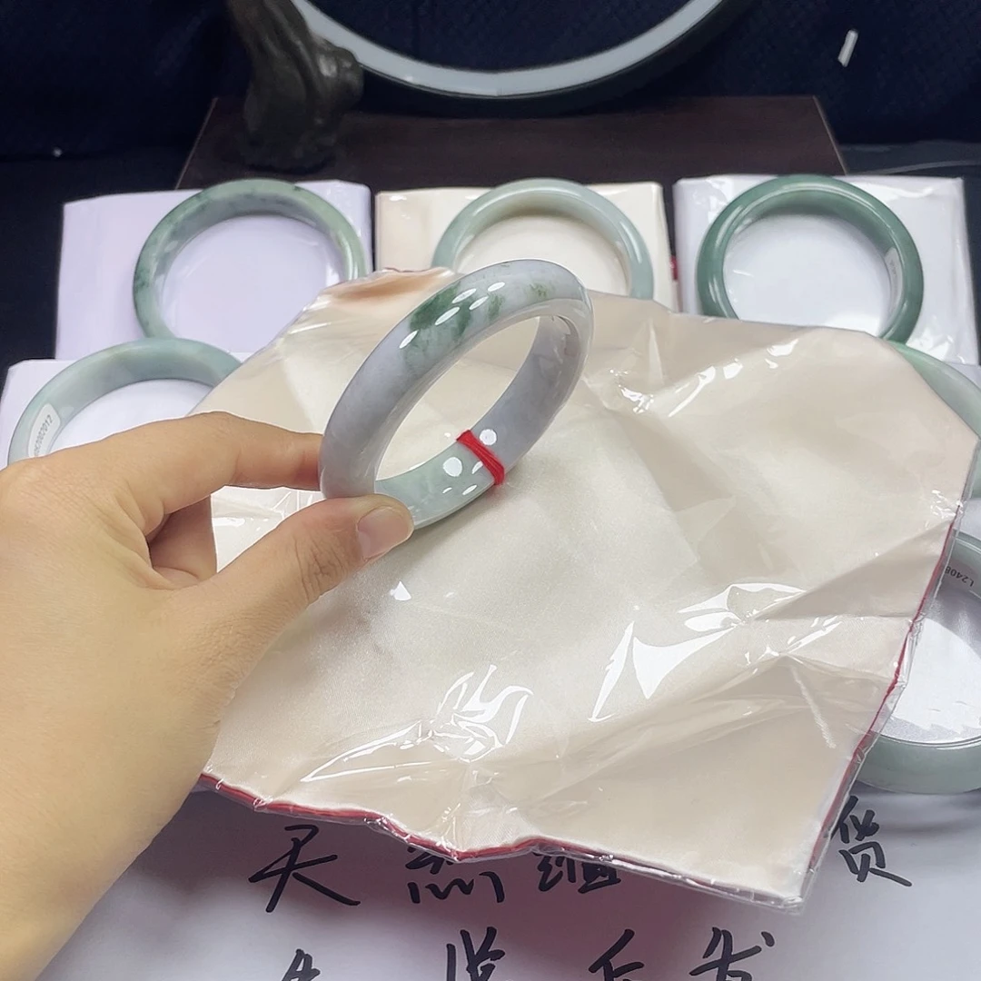 未镶嵌手镯翡翠早班