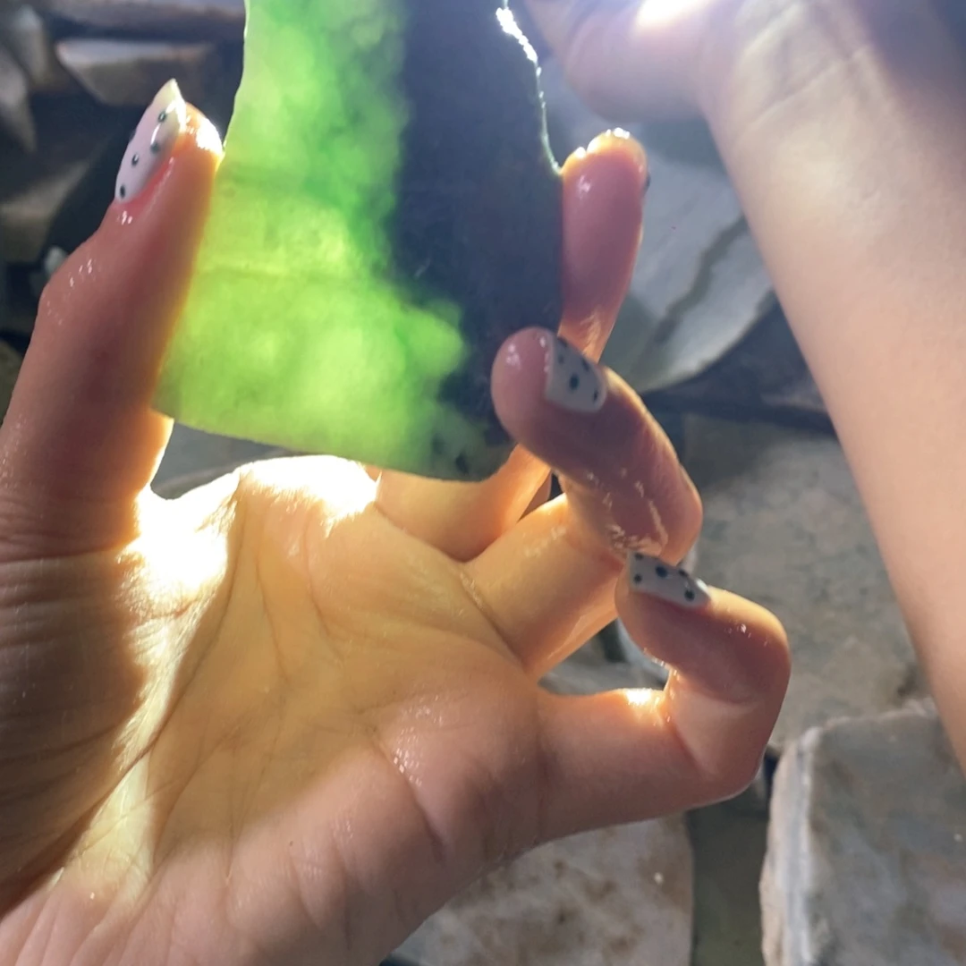 颈饰未镶嵌翡翠天然翡翠